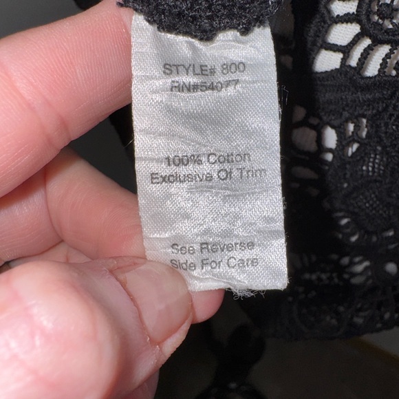 CAbi Open Knit Needle Lace Peplum Black Top Sz Medium EUC Style #800 - Picture 6 of 8